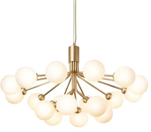 Nuura Apiales 18 Lysekrone Messing og Opalglass